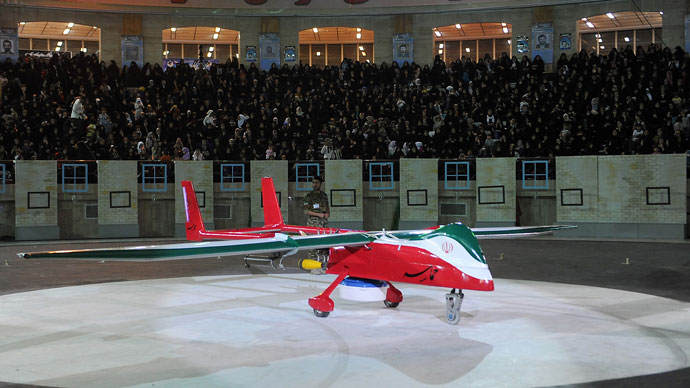 A picture released by Iranian news agency ISNA shows the new Iranian made drone "Epic" during a ceremony in Tehran on May 9, 2013.(AFP Photo / Hemmat Khahi)