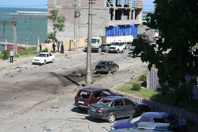 At the site where bombs exploded near the bailiff service building in Makhachkala on May 20, 2013. (RIA Novosti)