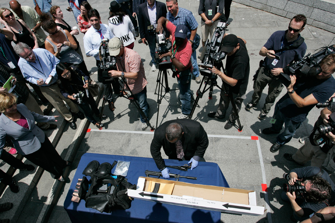 Weapons and gear used by the shooting suspect on Friday's crime spree is put on display for the media by the Santa Monica Police Department in Santa Monica, California, June 8, 2013 (Reuters / Jonathan Alcorn) 