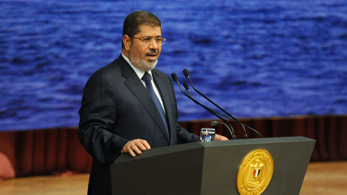 Morsi says Egypt cuts all ties with Damascus, calls for Syria no-fly zone