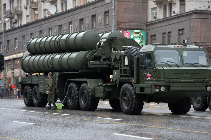 S-400 Triumf anti-aicraft missile system (RIA Novosti / Alexander Vilf) 