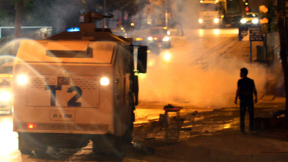 Police fire tear gas, water cannon to push back Gezi Park protesters in Istanbul