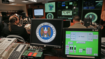 US asks Moscow to 'look at all options available' to expel Snowden