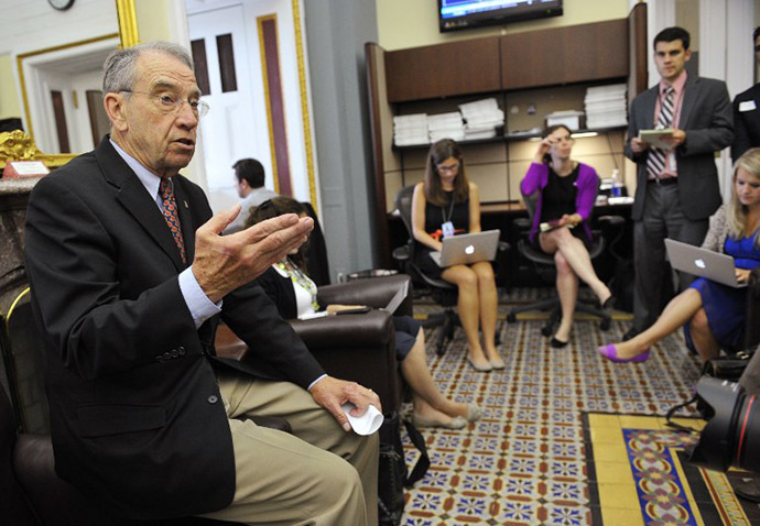 US Senator Chuck Grassley, Republican of Iowa, speaks on immigration during a briefing for reporters at the Capitol on June 27, 2013 in Washington, DC. (AFP Photo / Mandel Ngan)