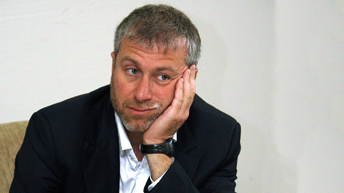Abramovich quits politics over foreign assets law