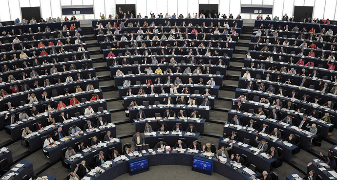 Members of the EU Parliament take part in a voting session on the implications for EU citizens' privacy of the US Prism and other internet surveillance cases, on July 4, 2013 during a session of the European Parliament in Strasbourg, eastern France. (AFP Photo/Frederick Florin)