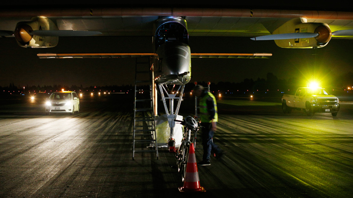 Revolutionary solar plane completes US cross country journey despite wing tear (PHOTOS)