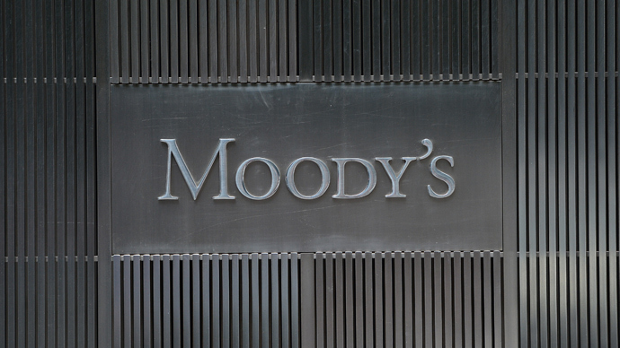 Moody's downgrades Russia's 3 top lenders