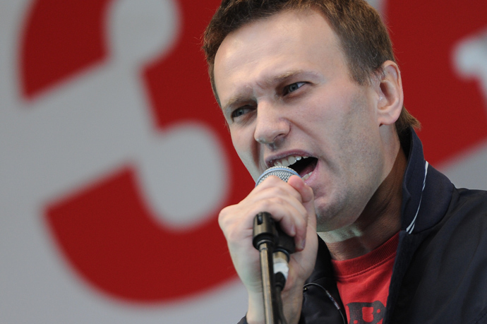 Blogger Aleksey Navalny speaks during a rally after the "March of Millions" rally on Sakharov Avenue, Moscow (RIA Novosti / Ramil Sitdikov)