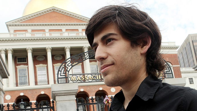 Aaron Swartz’s father blasts MIT’s claim of neutrality, citing school’s own report