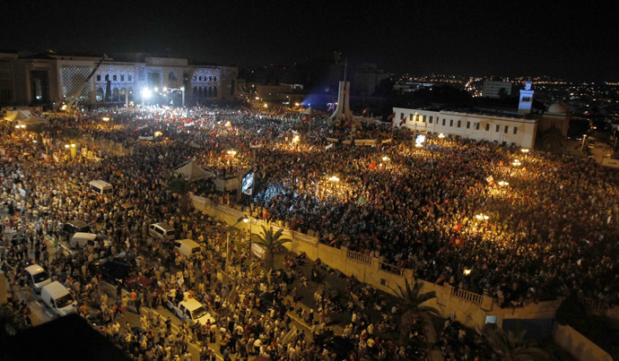 Supporters of the Islamist Ennahda movement attend a rally at Kasbah Square in Tunis August 3, 2013. (Reuters/Zoubeir Souissi)