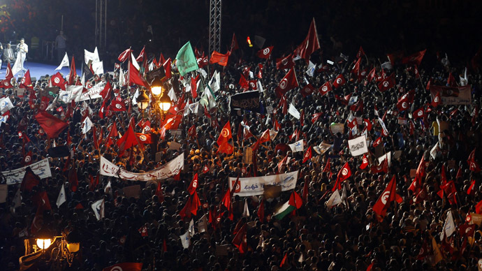 'No coups, yes to elections!': Massive pro-govt rally held in Tunis (PHOTOS)