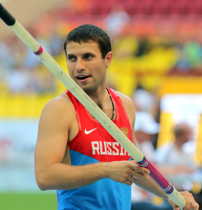 Russia's Alexander Gripich during the qualifying round of the men's pole vault at the World Athletics Championships in Moscow. (RIA Novosti/Vitaliy Belousov)