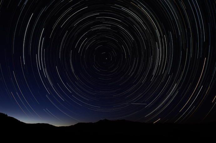 A multiple exposure picture taken in the early hours of August 11, 2013 shows a Perseids meteor shower in the sky, near the municipality of La Hiruela, on the mountains of the Sierra Norte de Madrid (AFP Photo / Dani Pozo)