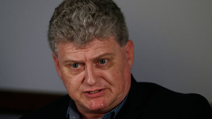 Snowden’s father and lawyer receive Russian visas, plan trip to Moscow