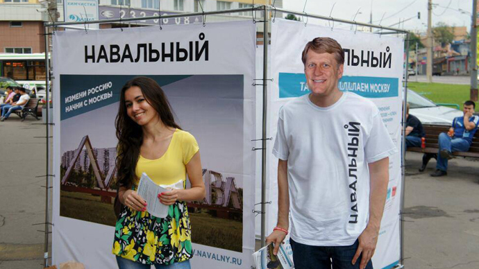 US ambassador puzzled after finding his image on Navalny campaign poster