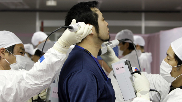 Fukushima workers contaminated with radioactive dust