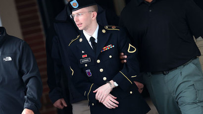 Manning gives thanks to MLK, Malcolm X in rare prison statement