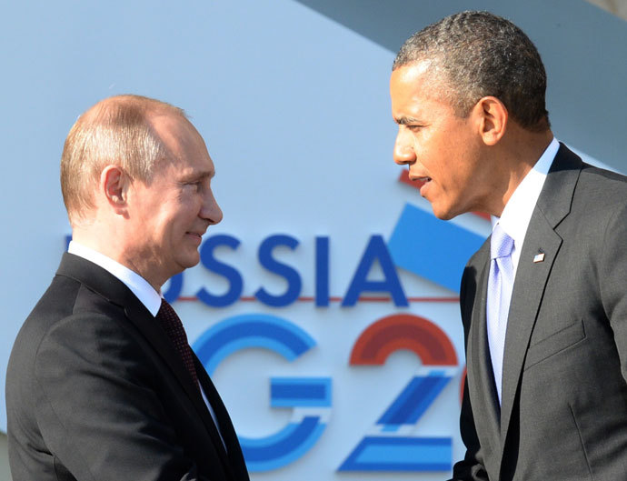 Russiaâs President Vladimir Putin (L) welcomes US President Barack Obama at the start of the G20 summit on September 5, 2013 in Saint Petersburg.(AFP Photo / Yuri Kadobnov)