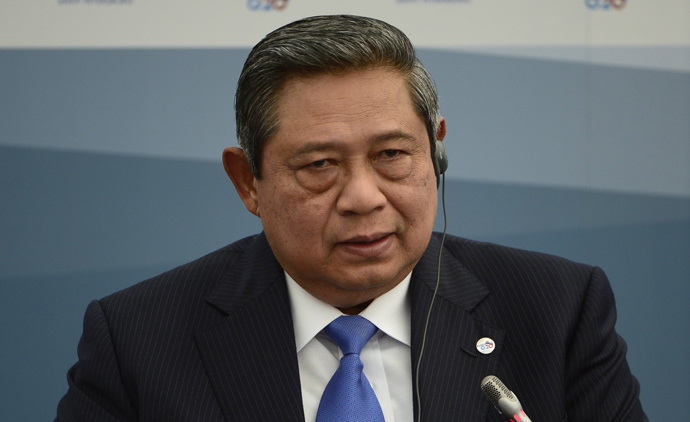 Indonesiaâs President Susilo Bambang Yudhoyono attends a meeting with Business 20 and Labour 20 representatives during the G20 summit on September 6, 2013 in Saint Petersburg (AFP Photo / Eric Feferberg) 