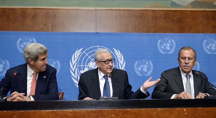 United Nations-Arab League special envoy for Syria Lakhdar Brahimi (C) speaks on September 13, 2013 during a press conference with US Secretary of State John Kerry (L) and Russian Foreign minister Sergey Lavrov, after their high-stakes talks on Syria's chemical weapons at the UN headquarters in Geneva. (AFP Photo / Philippe Desmazes)