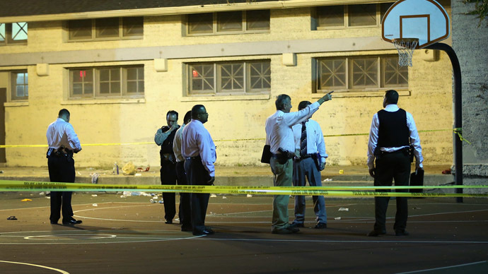 2 gunmen open fire at Chicago basketball court, at least 13 wounded, incl 3yo
