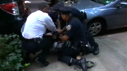 New York City police and firefighters engage in massive fistfight (VIDEO)