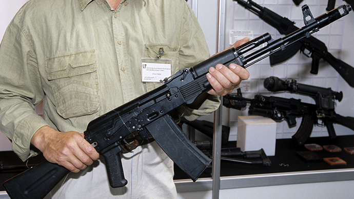 AK-109 Kalashnikov assault rifle. (RIA Novosti / Vladimir Vyatkin)