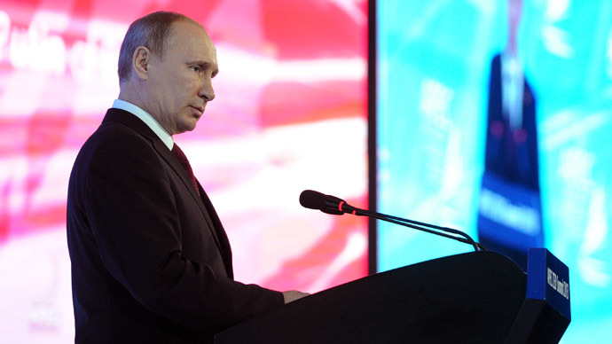 Russian President Vladimir Putin speaks at a forum session of the APEC Business Advisory Council Dialogue with Leaders at the Asia-Pacific Economic Cooperation (APEC) Summit in Nusa Dua on Indonesia's resort island of Bali on October 7, 2013. (RIA Novosti/Michael Klimentyev)