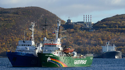 3 Russian Arctic Sunrise activists to remain in jail – court