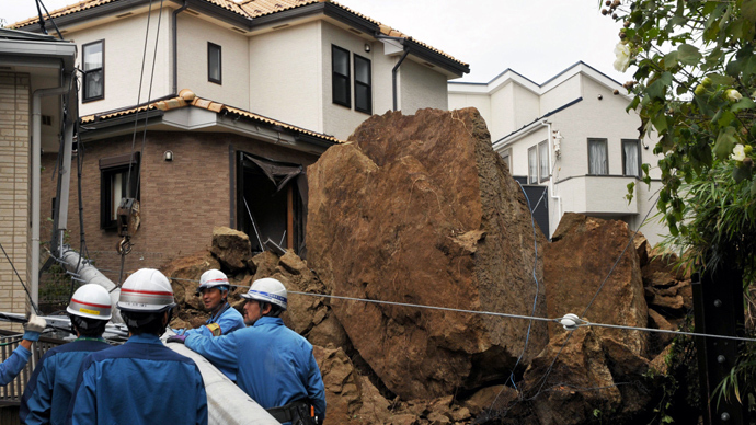 17 dead as Typhoon Wipha pounds Japan