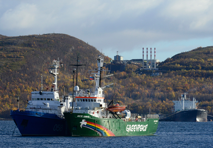 Greenpeace ship "Arctic Sunrise" (Reuters / Stringer)