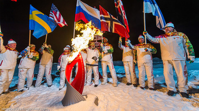 Sochi 2014 Olympic torch arrives at ISS (VIDEO)