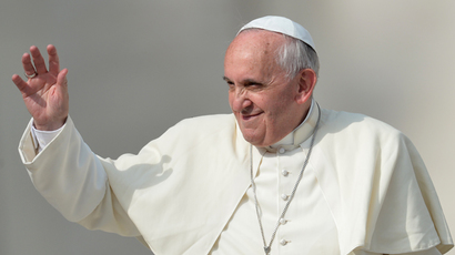 Report: Disguised Pope Francis sneaks out of Vatican for night charity patrols