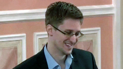 'Citizenfour': Documentary shows Snowden reunited with dancer girlfriend in Moscow