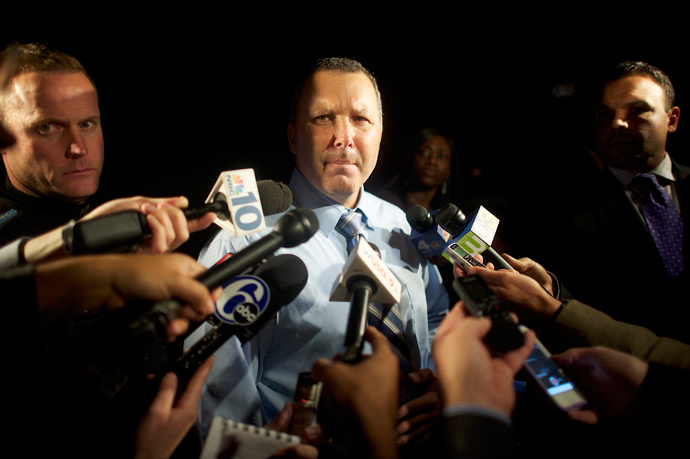 Pennsville Police Chief Allen Cummings speaks with the media outside the house where Paul Anthony Ciancia, 23, grew up in Pennsville, Salem County, New Jersey November 1, 2013 (Reuters / Mark Makela)