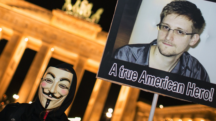 Germans lose trust in US, see NSA whistleblower Snowden as hero – poll