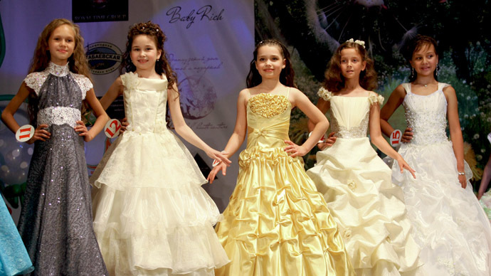 Russian anti-gay crusader seeks ban on child beauty pageants