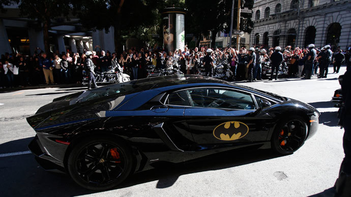 The Batmobile carrying five-year-old leukemia survivor Miles Scott, aka "Batkid" is seen as part of a day arranged by the Make- A - Wish Foundation in San Francisco, California November 15, 2013. (Reuters / Stephen Lam )