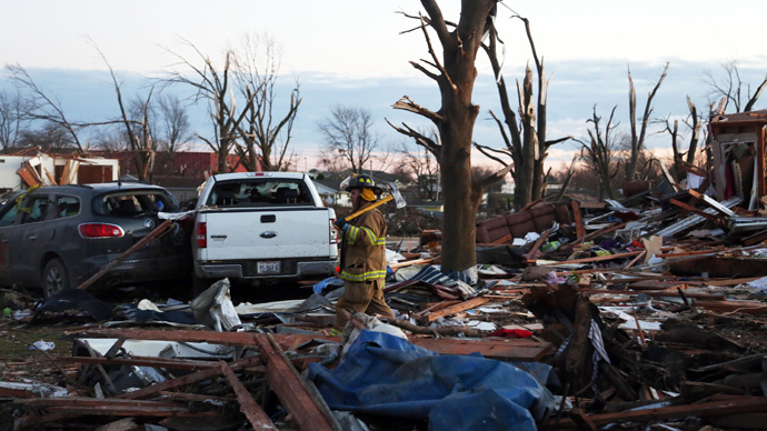 6 killed, many injured as dozens of tornadoes rip through US Midwest