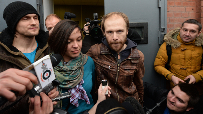 Intl tribunal urges Russia to release Arctic activists on $5mn bond