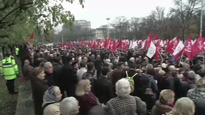 ‘Velvet Revolution’: Thousands Of Moldovans Rally Against Pro-EU Govt ...