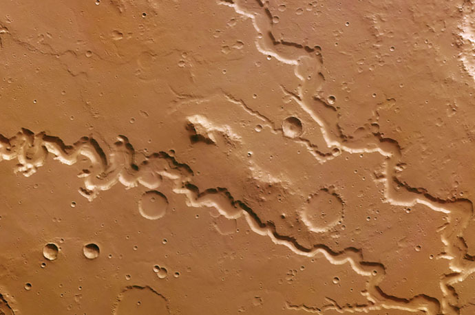 The Nanedi Valles system on Mars. Image: ESA/DLR/FU Berlin (G. Neukum)