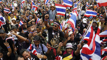 Govt activists clash with PM supporters in deadly Bangkok protests (PHOTOS, VIDEO)