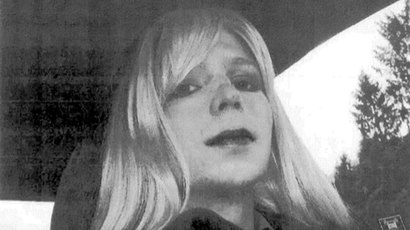Chelsea Manning on the Islamic State: 'ISIS cannot be defeated by bombs and bullets'