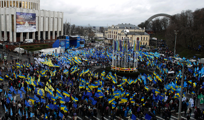 Kiev, November 24, 2013. (Reuters/Konstantin Chernichkin)