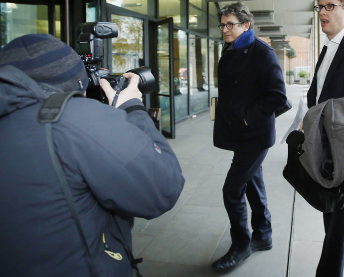 The editor of The Guardian Alan Rusbridger arrives at Portcullis House in London December 3, 2013. (Reuters/Luke MacGregor)