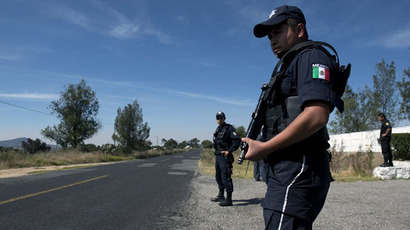 Mexico police block hospital as radioactive load hijackers are admitted