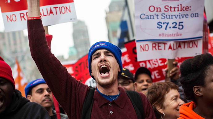 'Can’t survive on $7.25!' Fast-food workers protest marches hit US (PHOTOS)