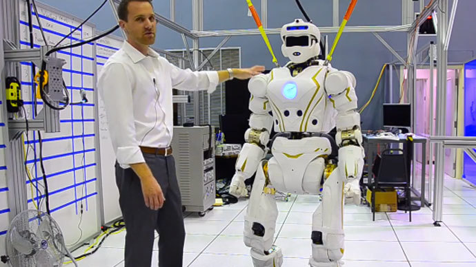 NASA unveils 6-foot-tall humanoid robot (VIDEO)